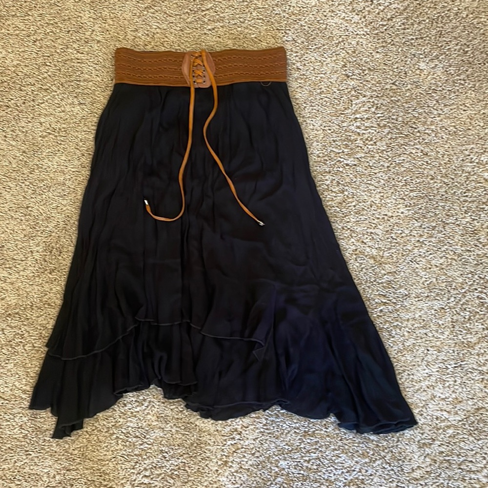 Black flowy midi skirt.
